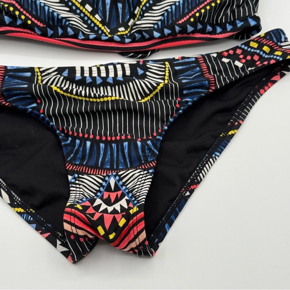 Bar III Black and Red Geometric Bikini Swimwear Size Small - Picture 9 of 13